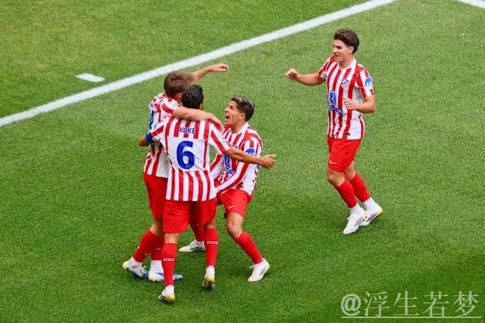 巴里奥斯梅开二度,中超旧将替补破门!马竞3-1力克海湾人,世俱杯迎首胜 巴里奥斯梅开二度,中超旧将替补破门!马竞3-1力克海湾人,世俱杯迎首胜